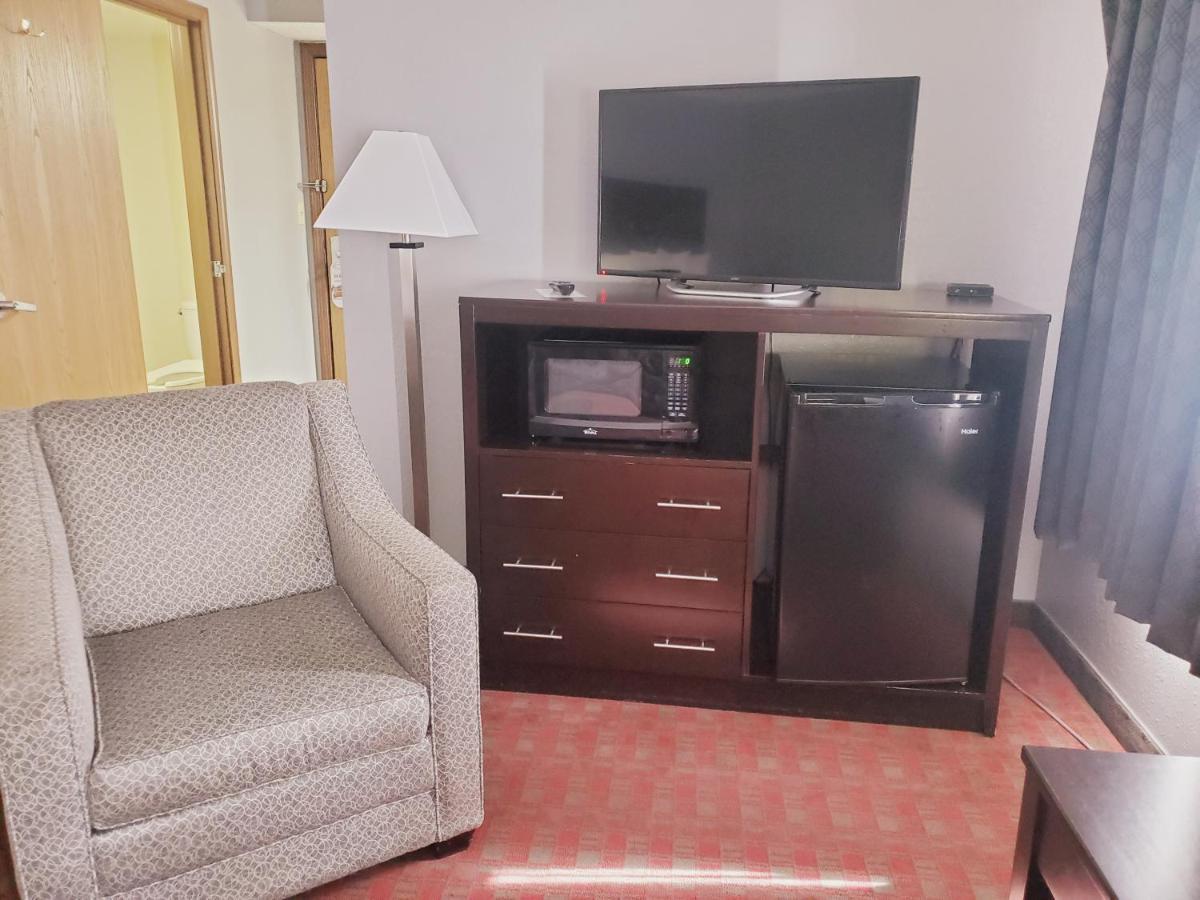 Hotel Blackstone And 3*